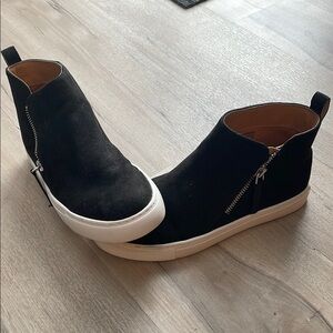 J. Crew size 6.5 Black Suede High-Top Sneakers with Zipper